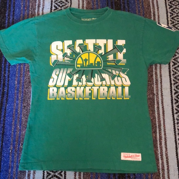 Mitchell & Ness Retro Throwback Seattle SuperSonics Tee Shirt - Picture 1 of 12